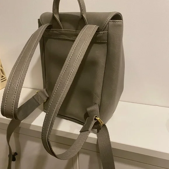 Matt and Nat mini fabi vegan leather sage backpack - Picture 4 of 6